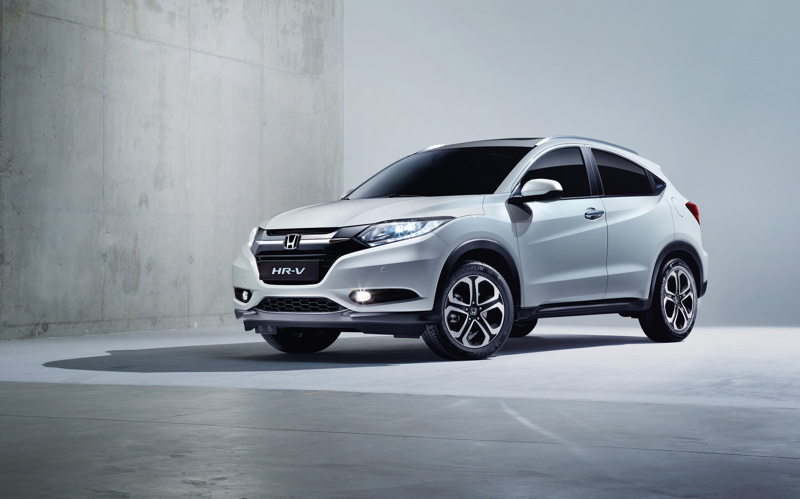 vadonatuj-honda-hr-v-dinamikus-formaterv-kategoriaelso-helykinalat-1.jpg